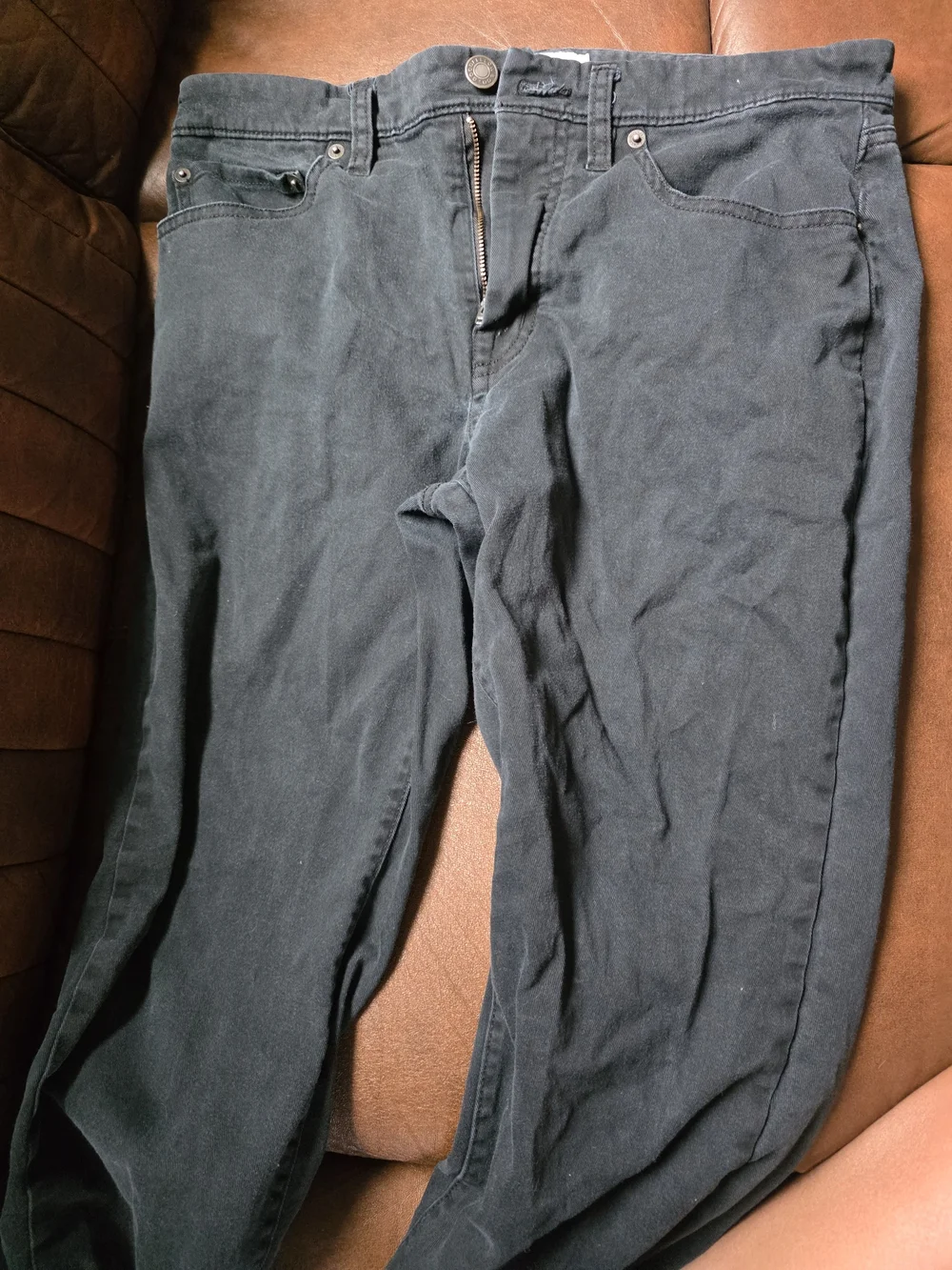 Slim Fit Men's Jeans in Charcoal Gray - Unbranded